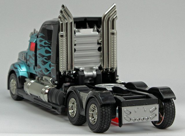 ADEX_BLACKKNIGHT_OPTIMUSPRIME_